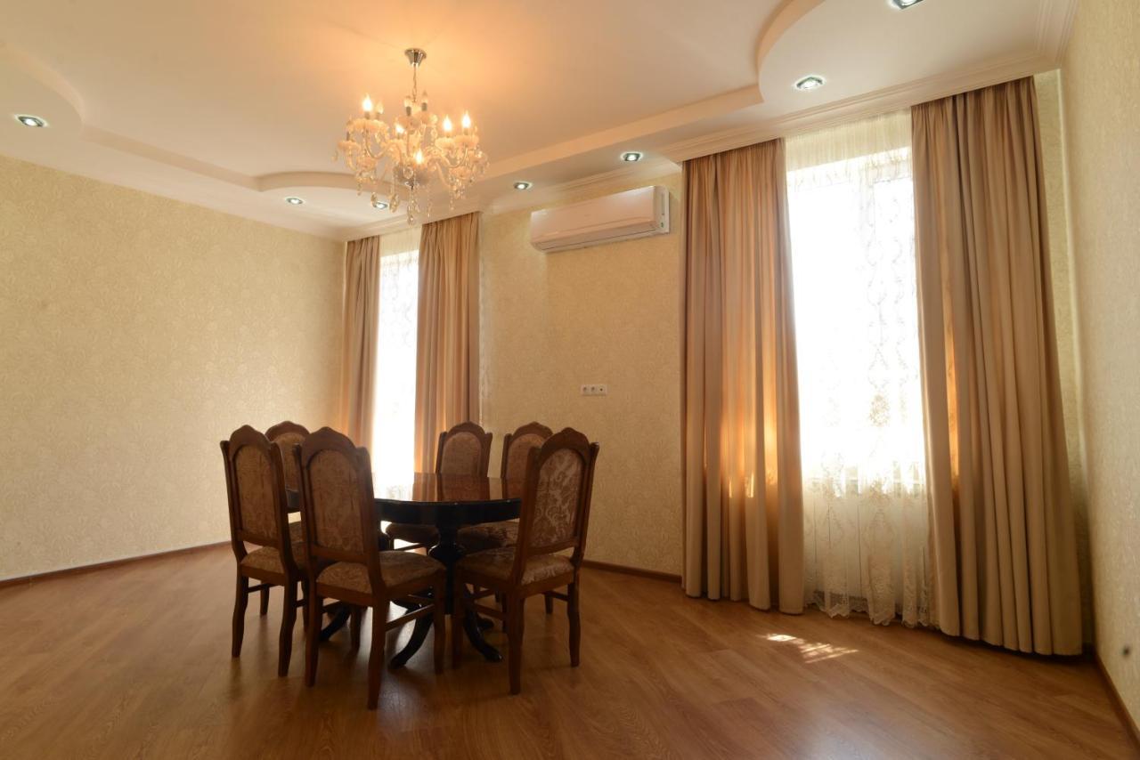 Old Tbilisi Apartment Exterior foto